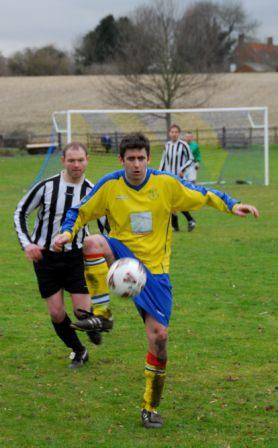 Wes Louis Weller on the ball lavant vs Henfield 130210